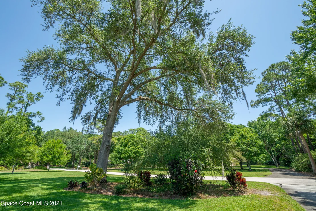 Photo of 1180 Ashlyn Drive