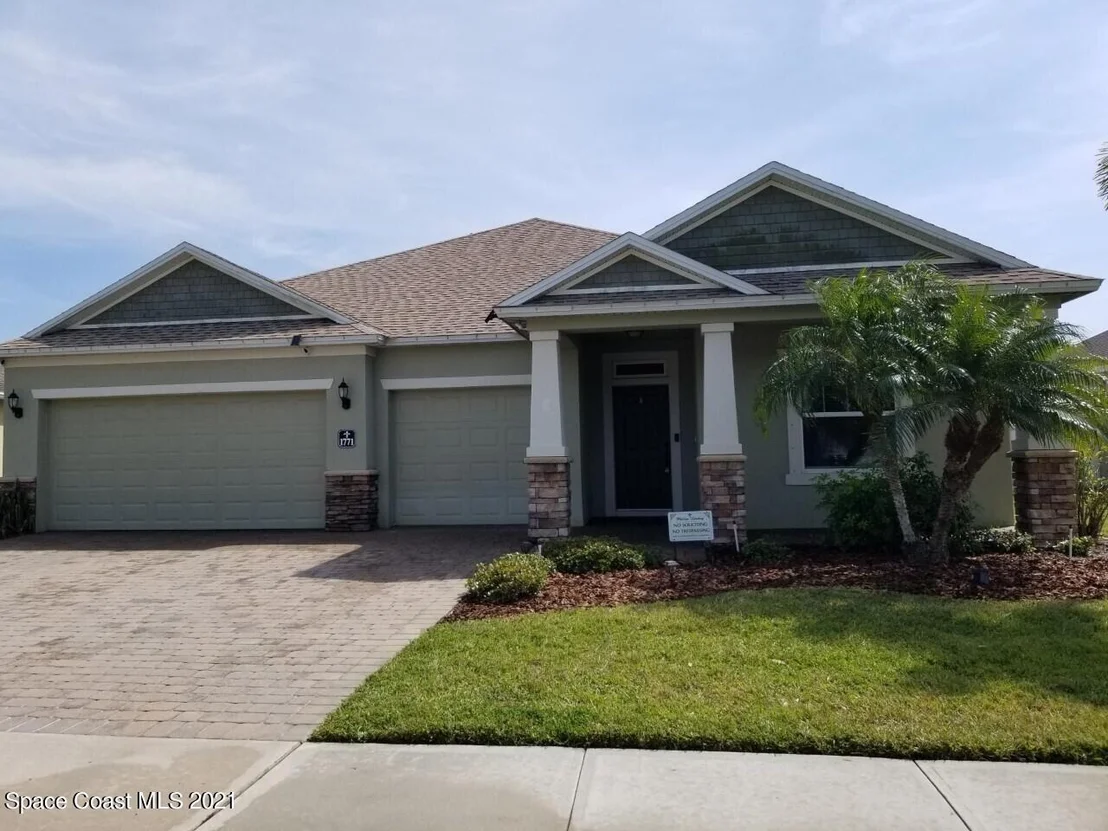 Photo of 1771 Bridgeport Circle