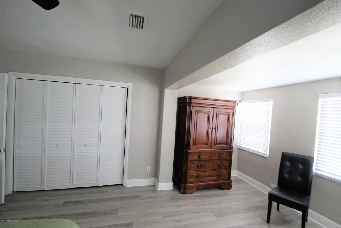 Photo of 305 Vesta Circle