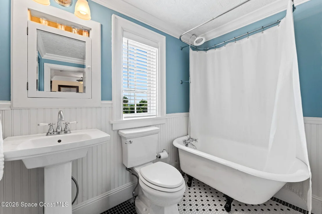 Photo of 2105 Mac Farland Drive
