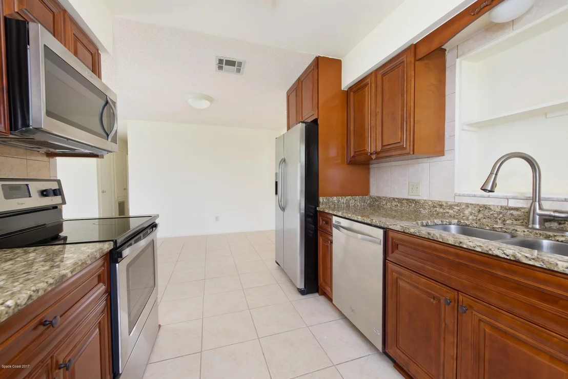 Photo of 2855 Lancaster Road