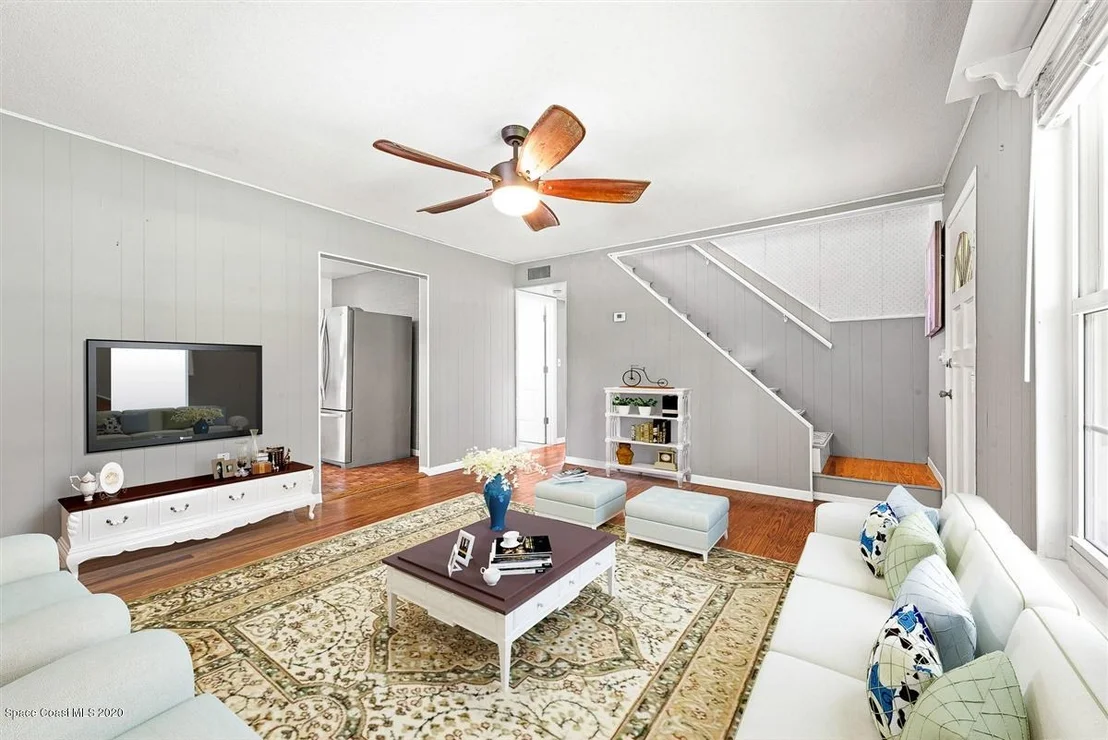 Photo of 1285 Hall Road