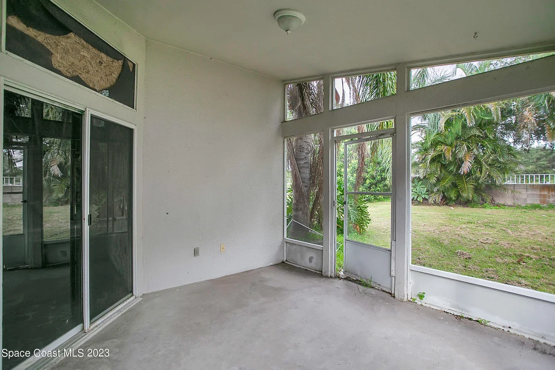 Photo of 7036 Hammock Trace Drive