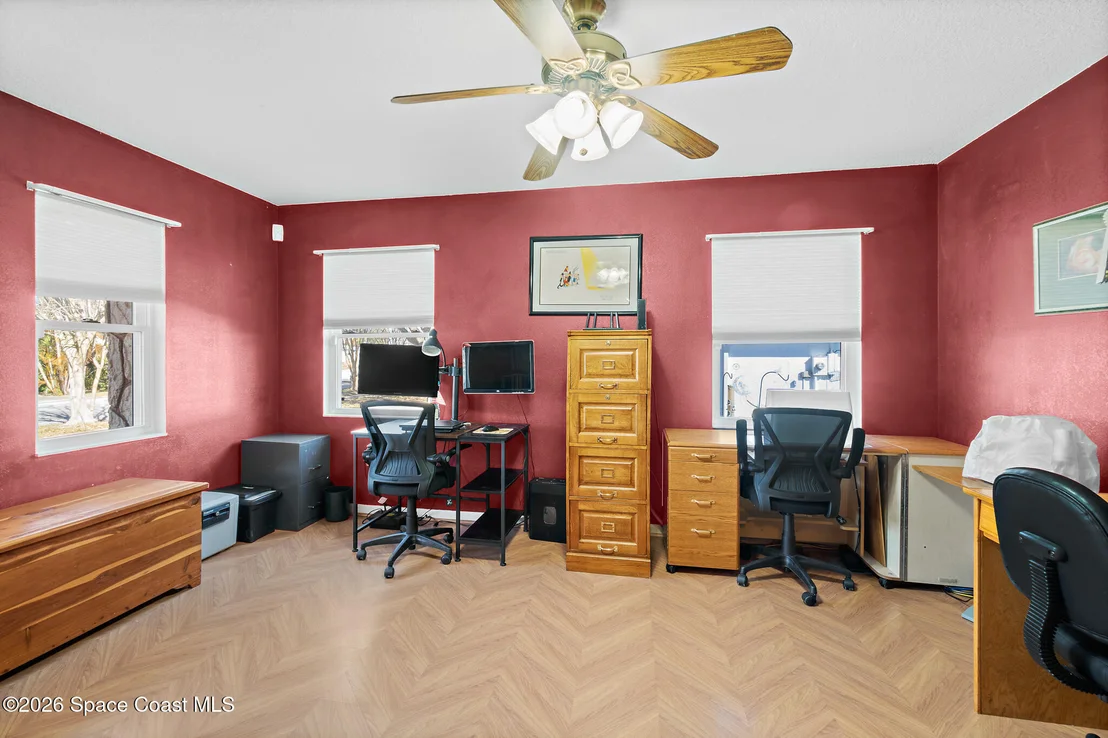 Photo of 1497 Hendren Drive