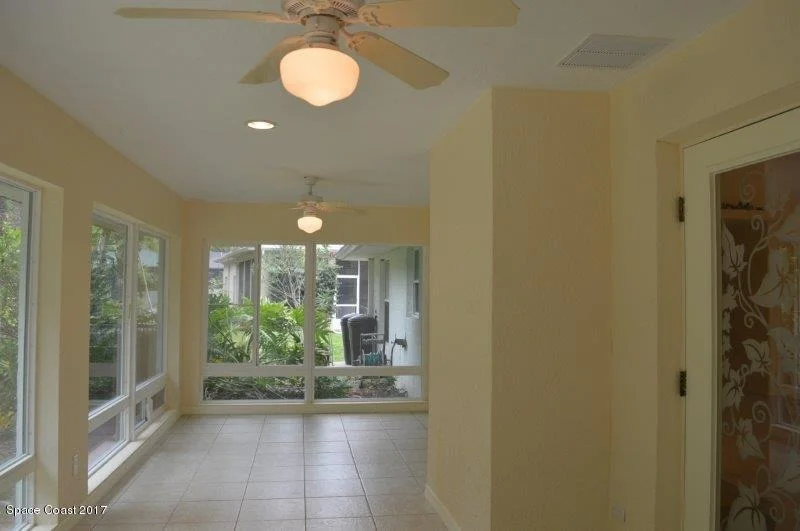 Photo of 869 Shoshone Lane