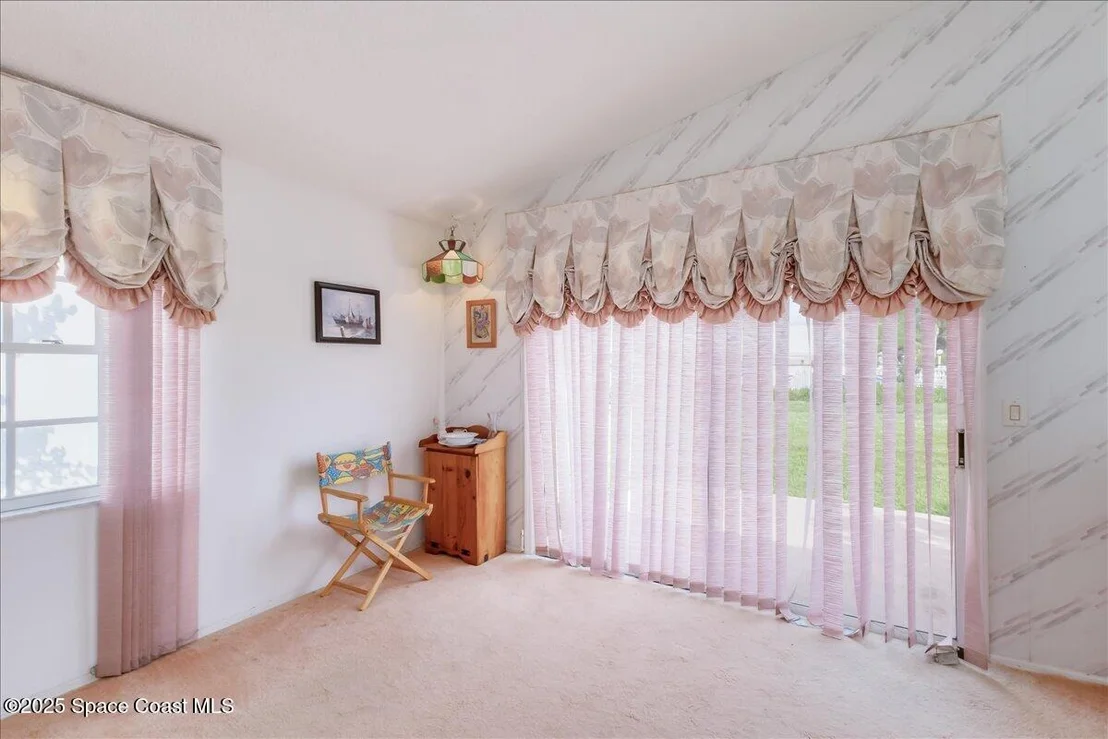 Photo of 1981 Tallowood Court NE
