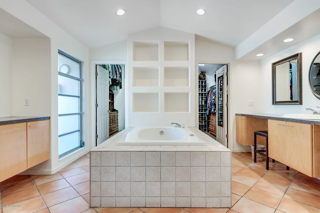Photo of 8426 Sylvan Drive