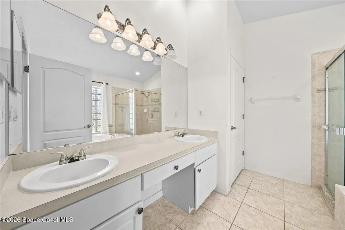 Photo of 3350 Deer Lakes Drive