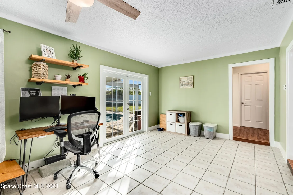 Photo of 2624 School Drive NE