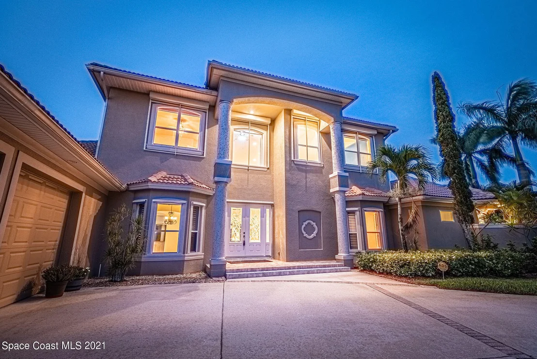 Photo of 8181 Compton Way