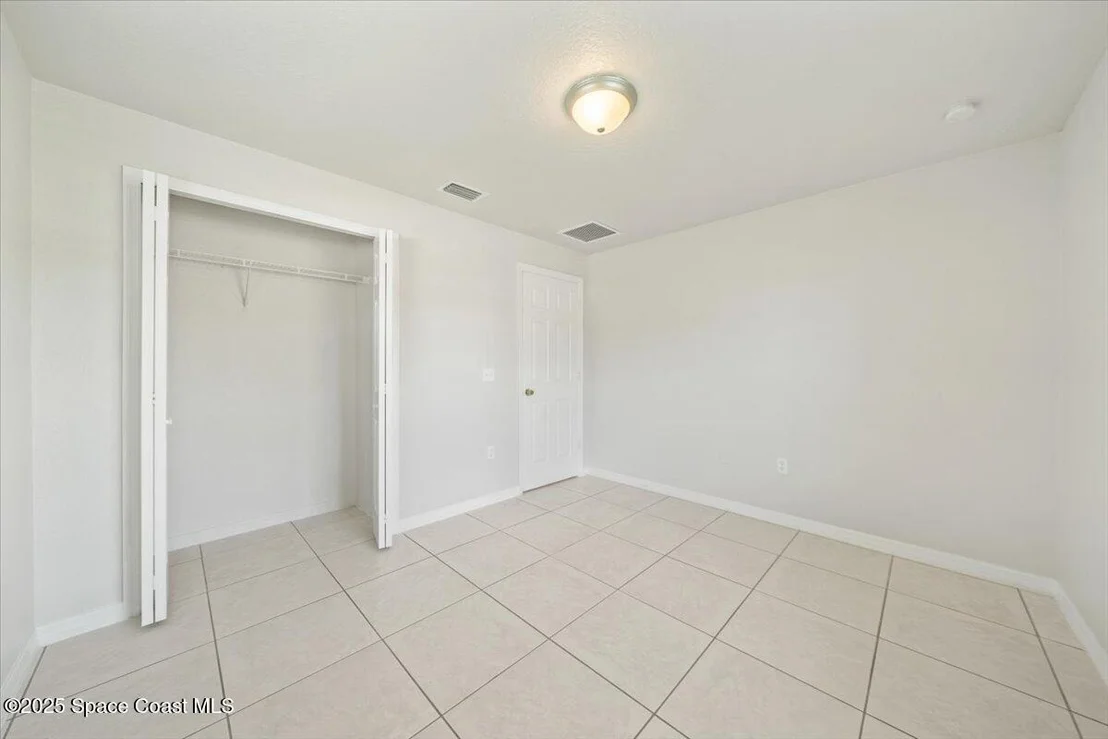 Photo of 680 Bluefields Street SE