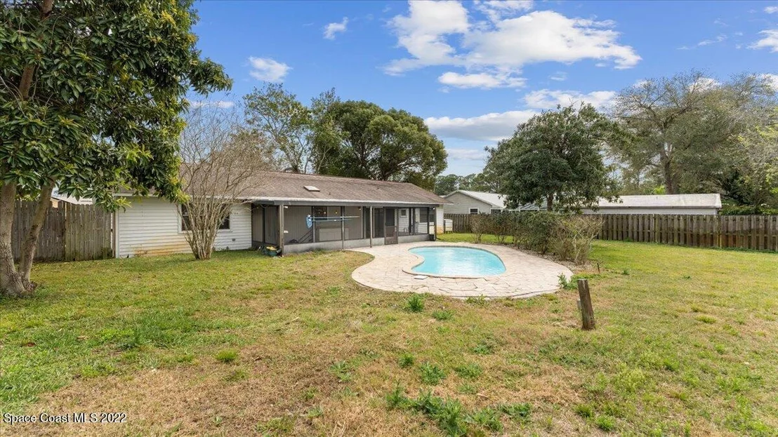 Photo of 6550 Beggs Terrace