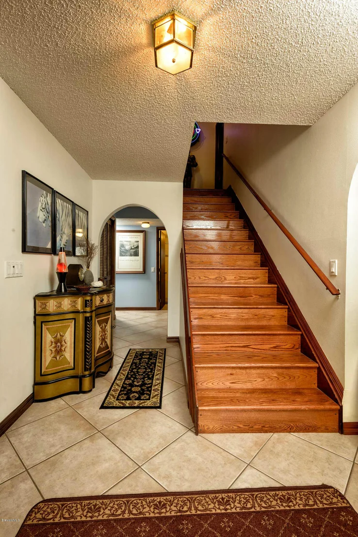 Photo of 412 Westchester Drive