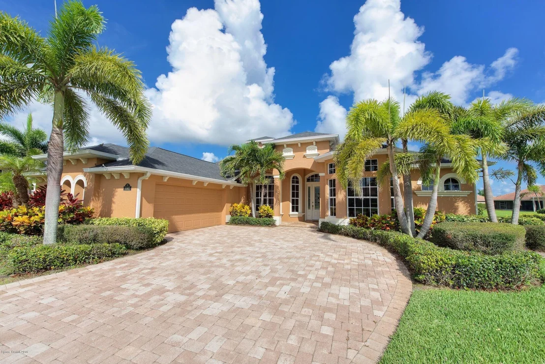 Photo of 5302 Picardy Court