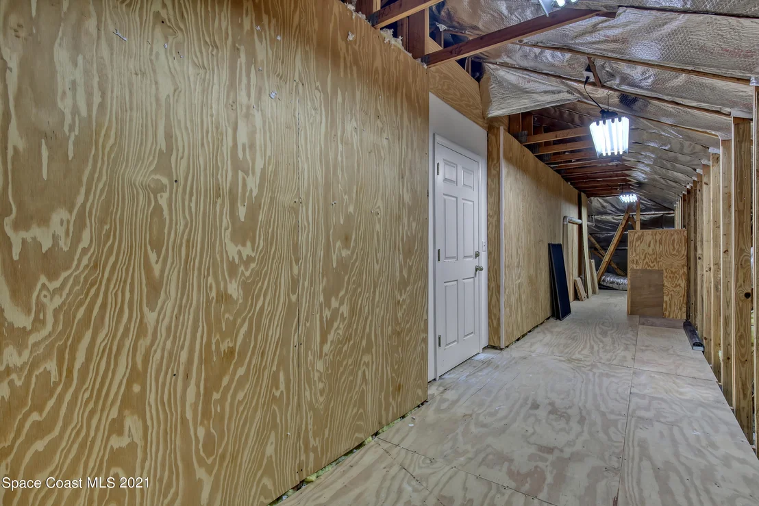 Photo of 457 Cardinal Drive