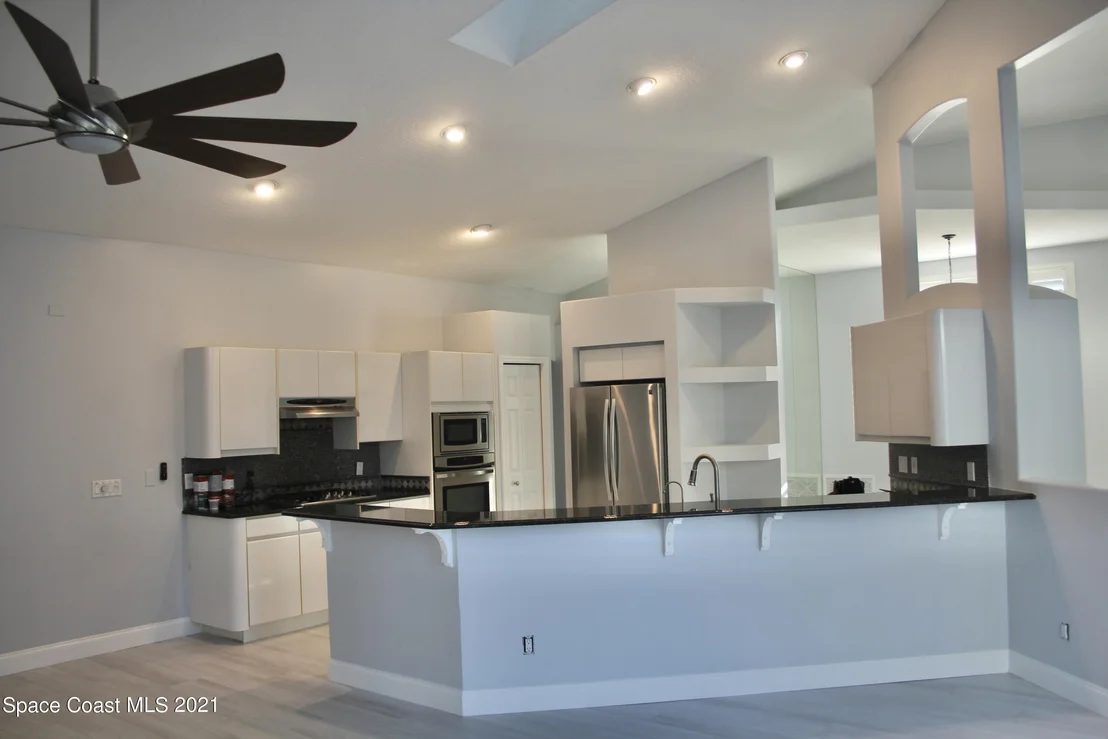Photo of 1057 Fieldstone Drive