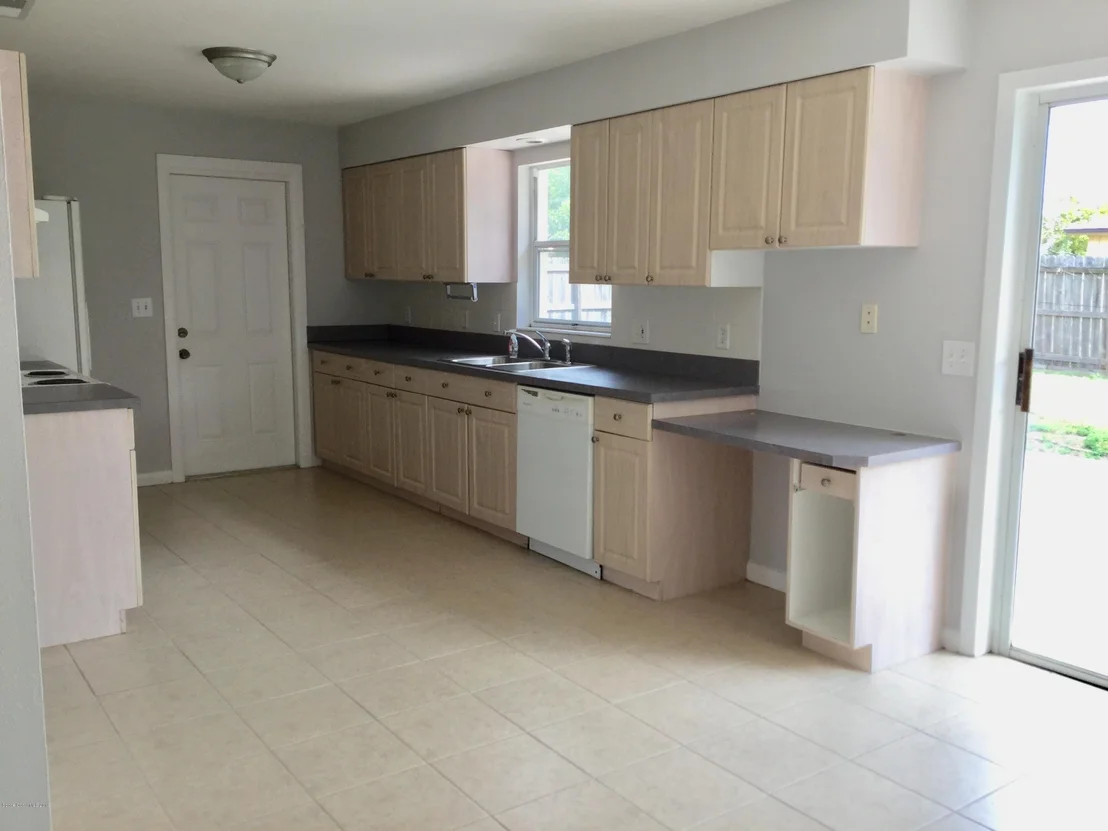 Photo of 1114 Condado Drive