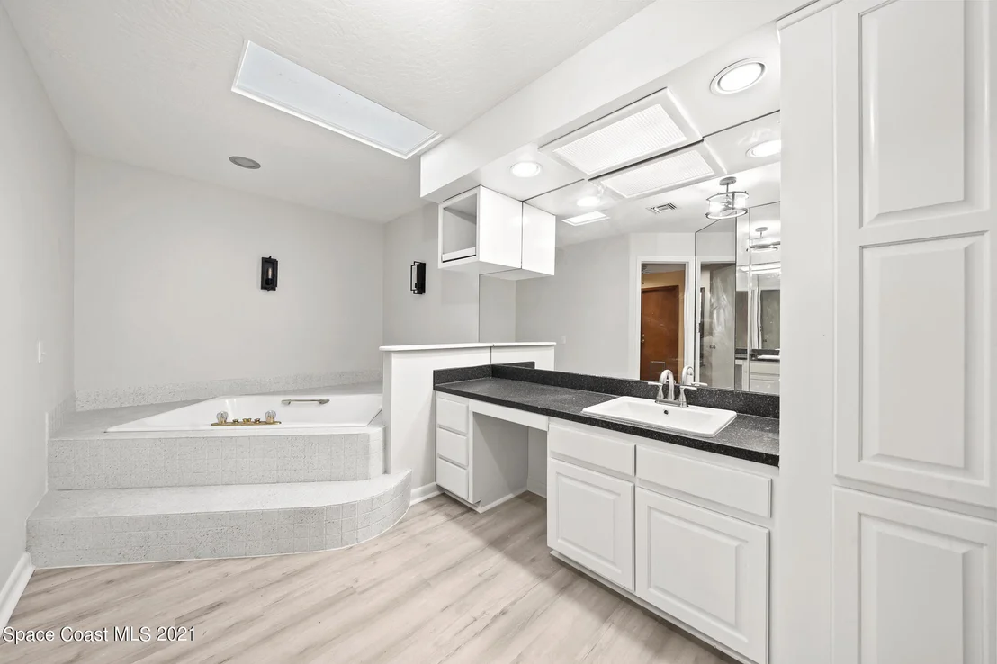 Photo of 580 Watson Drive