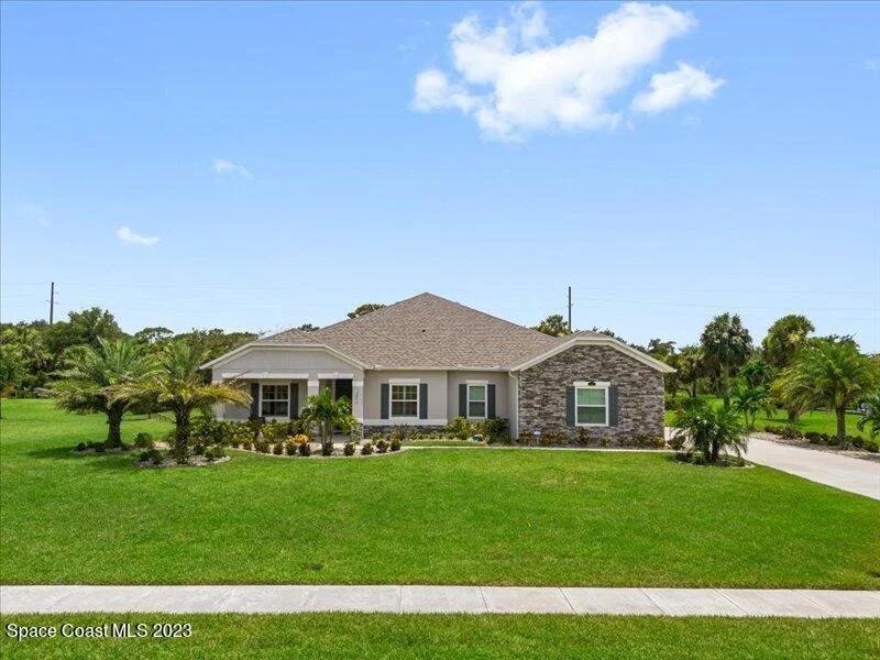 Photo of 1453 Sitka Lane