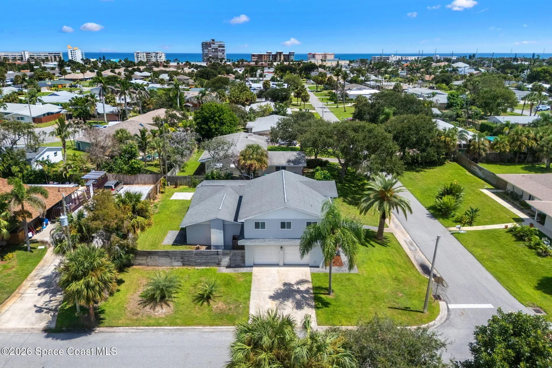 Photo of 470 Seabreeze Drive