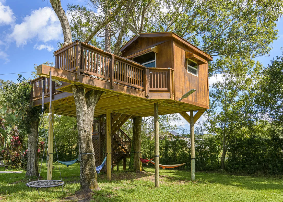 Photo of 4085 Lake Washington Road