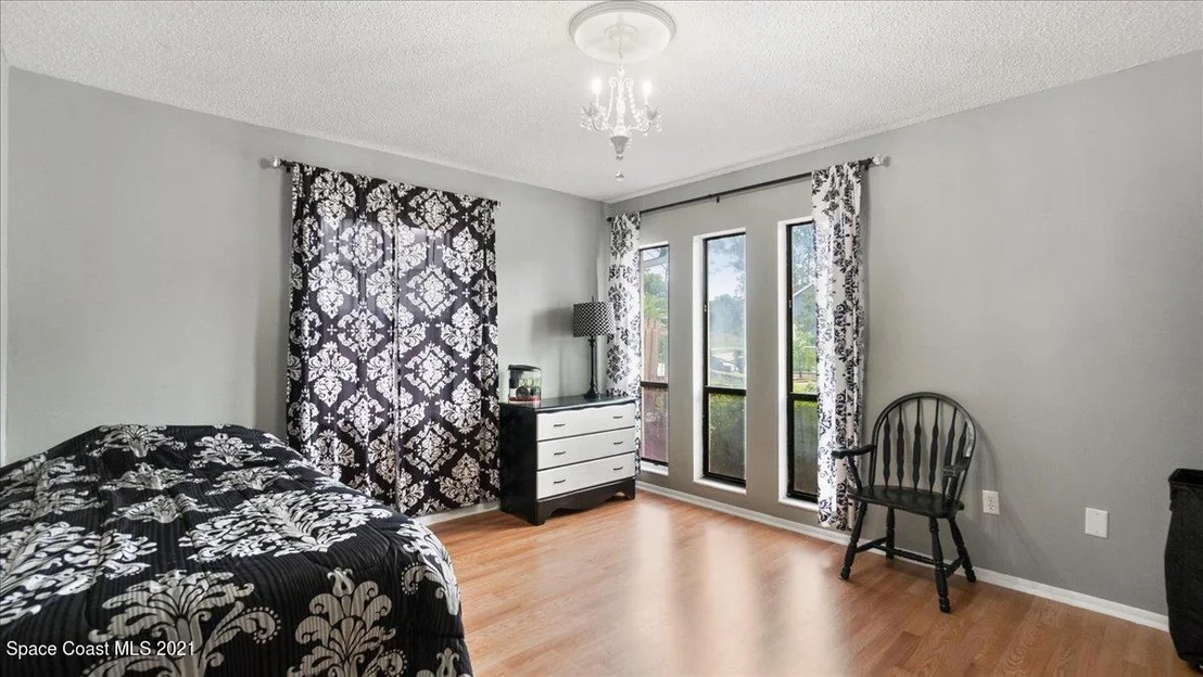 Photo of 5512 Flint Road
