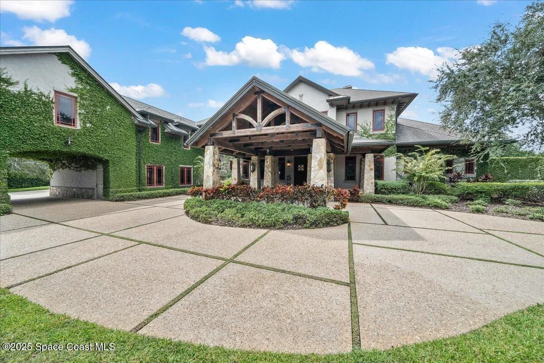 Photo of 586 Wethersfield Place
