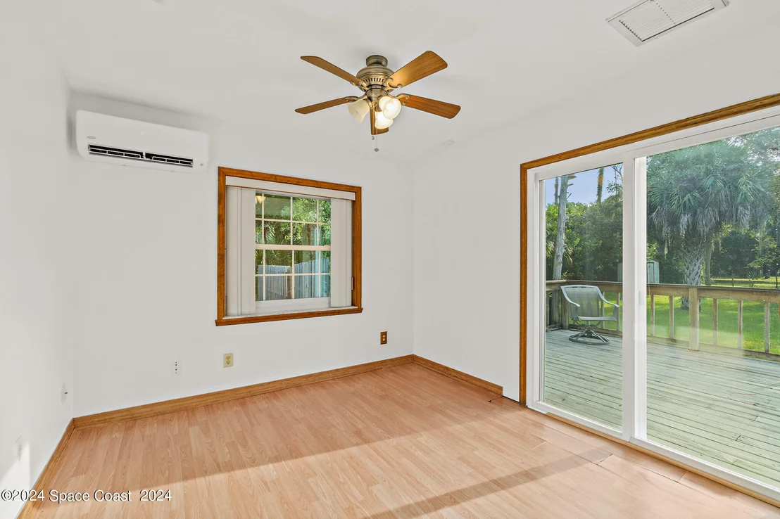 Photo of 3893 Burton Road