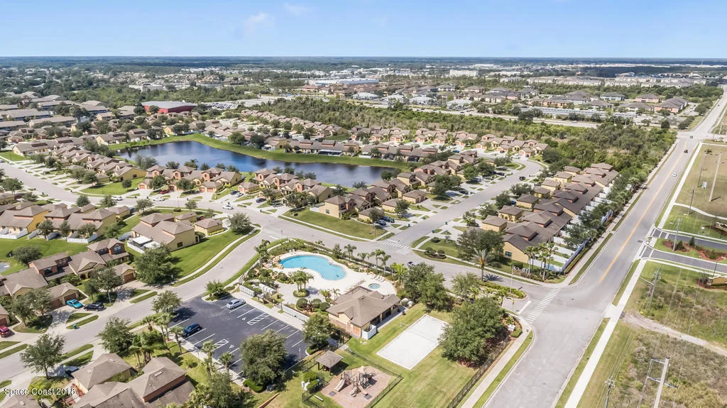 Photo of Unit 106 at 1265 Luminary Circle