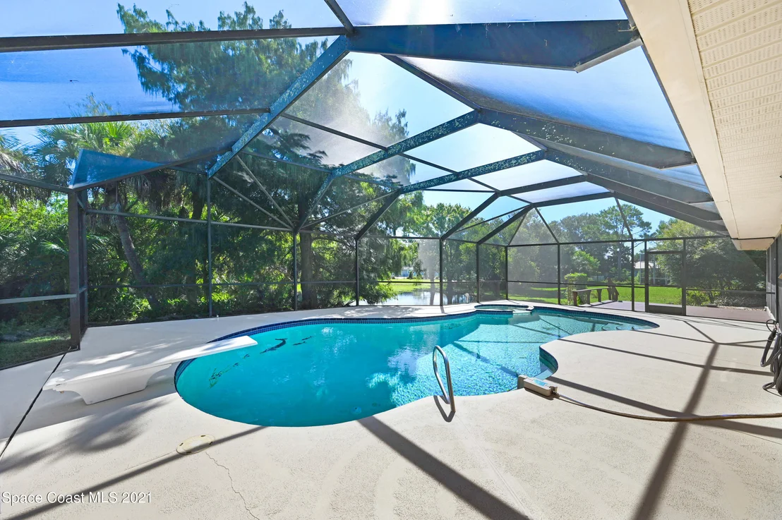 Photo of 255 River Road Circle