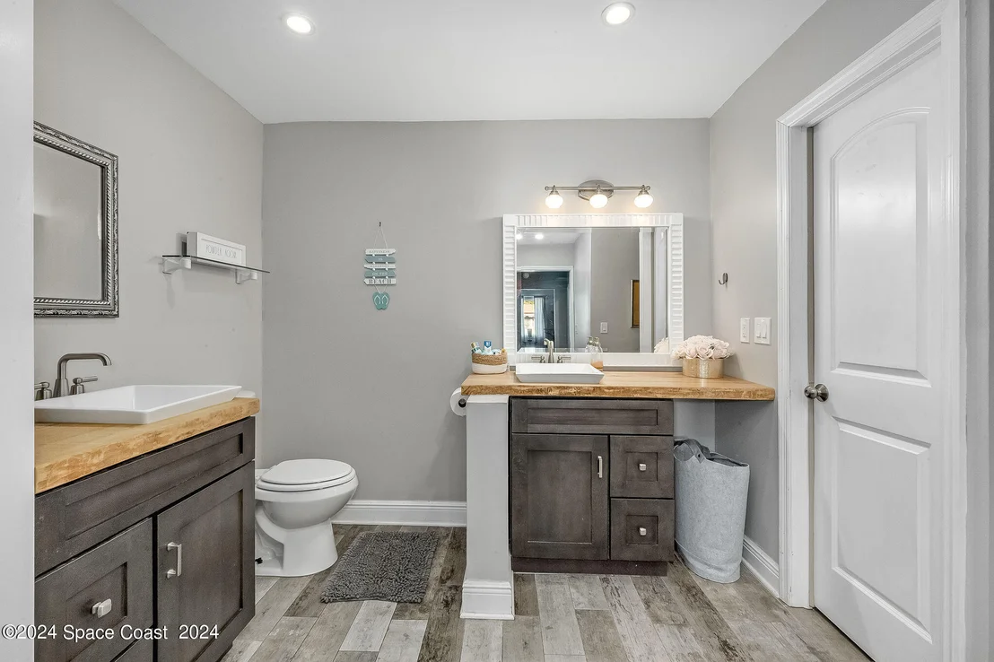 Photo of 125 Herron Drive
