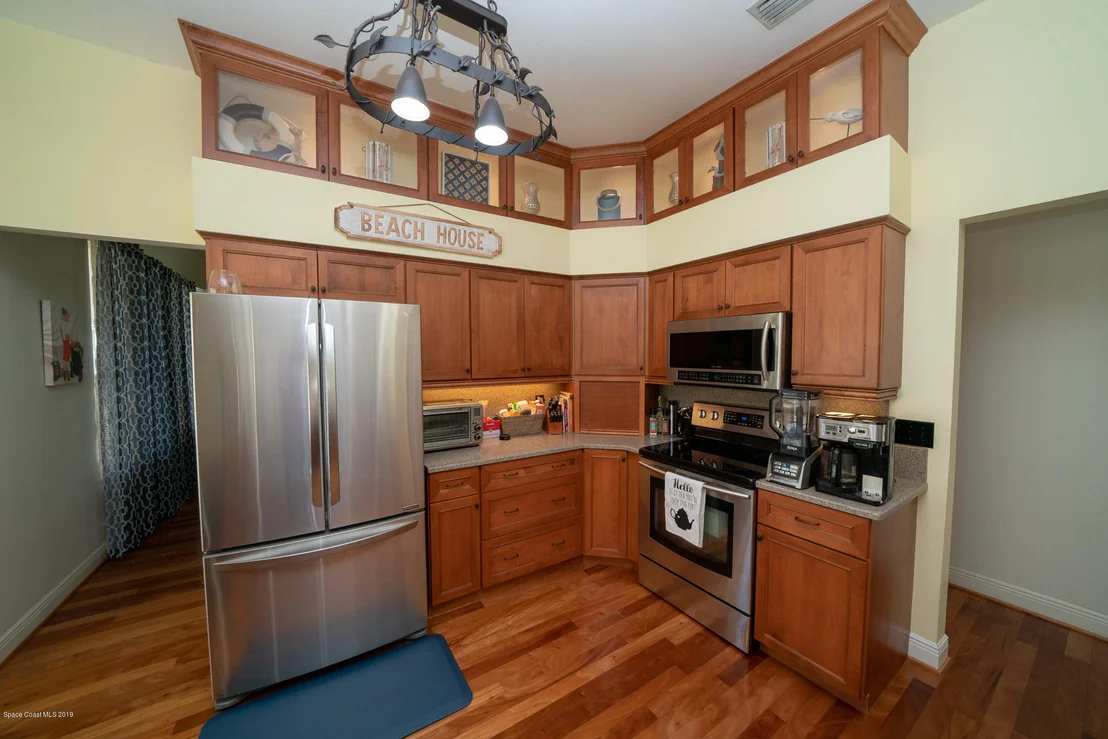 Photo of 973 Whisperoak Drive