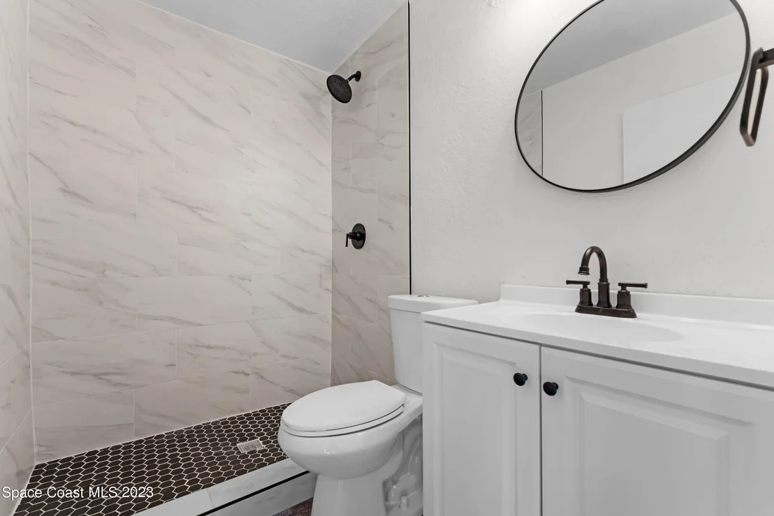 Photo of 750 Cobblestone Lane NE