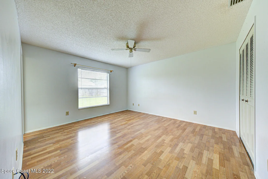 Photo of 2472 Nobility Avenue