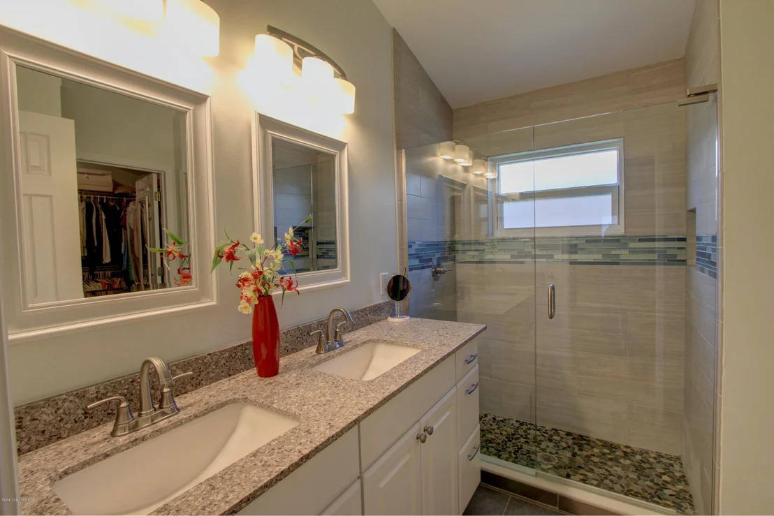 Photo of 1160 Pine Creek Circle NE
