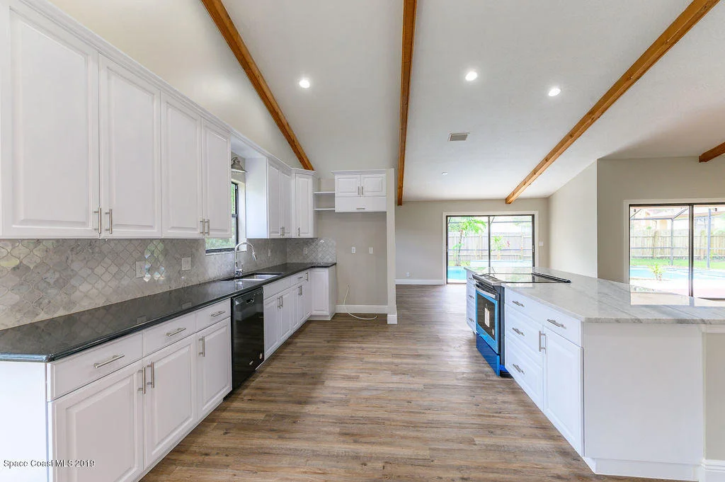 Photo of 2542 Lemon Street NE