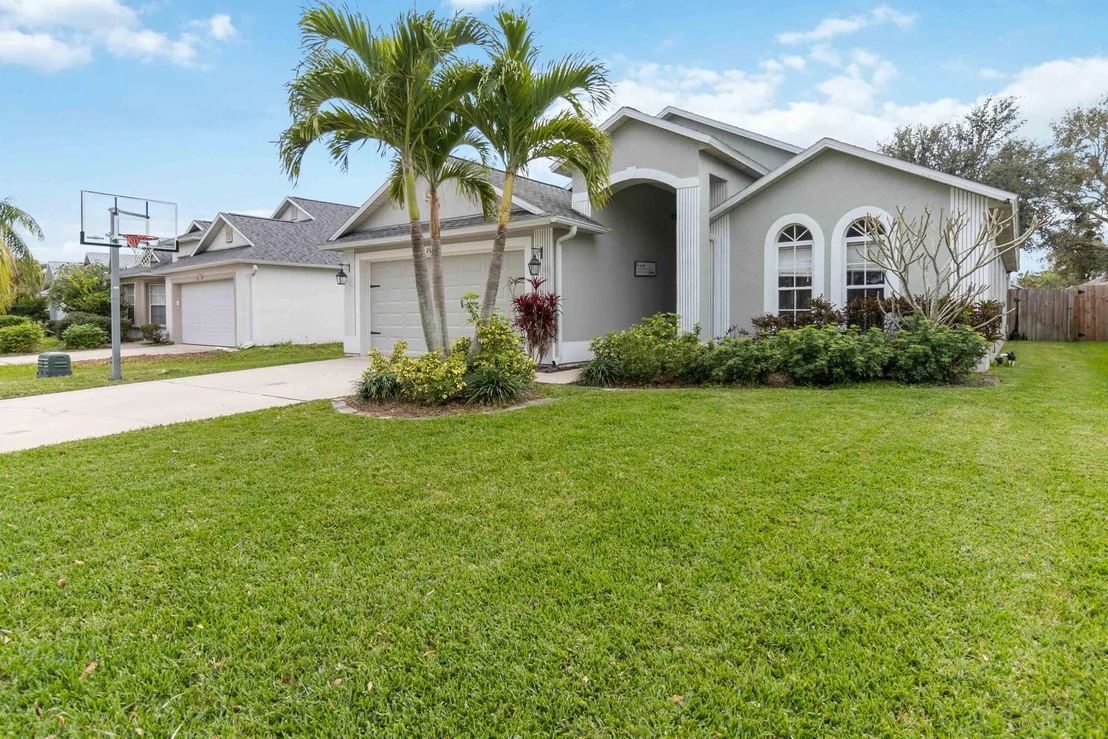 Photo of 2649 Bradfordt Drive
