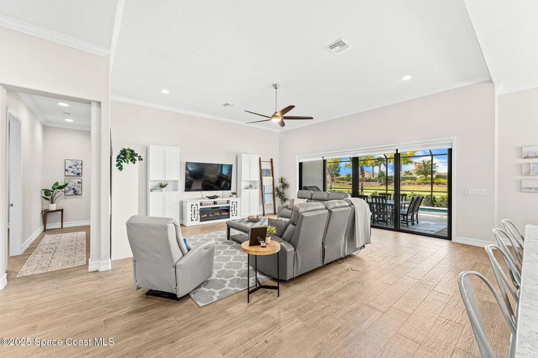 Photo of 2453 Donavan Court