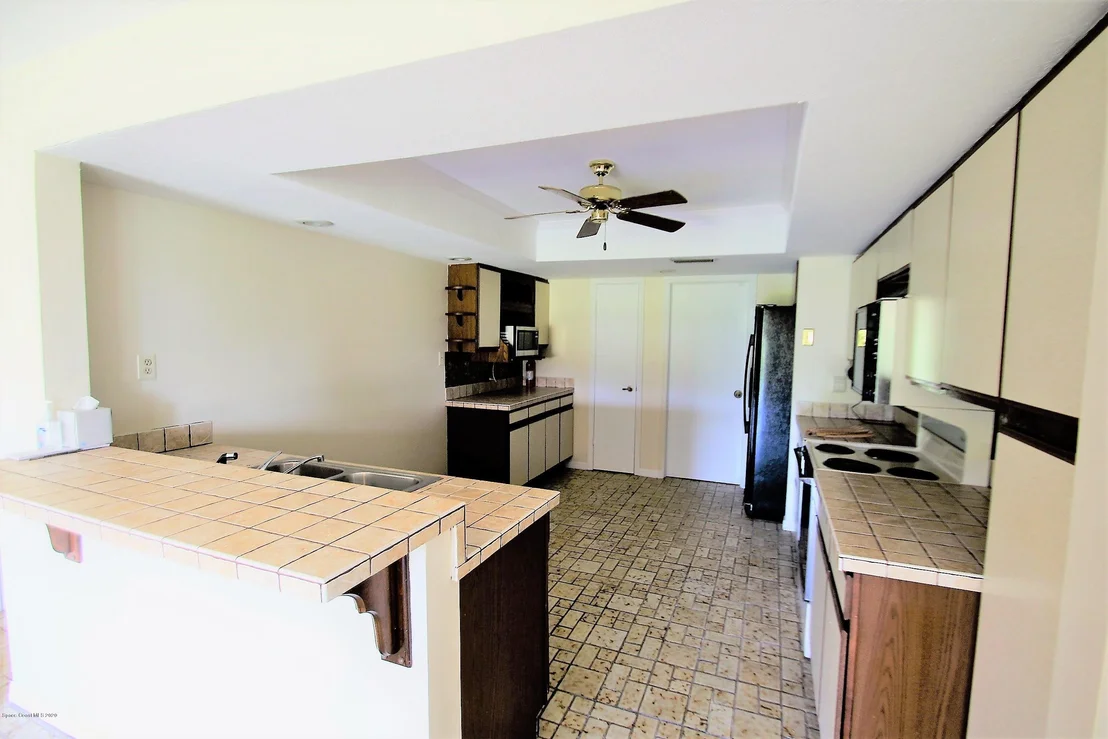 Photo of 790 Montclair Road NE