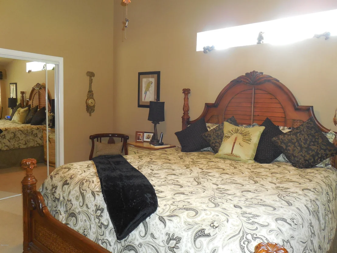 Photo of 2104 NE Spring Creek Circle