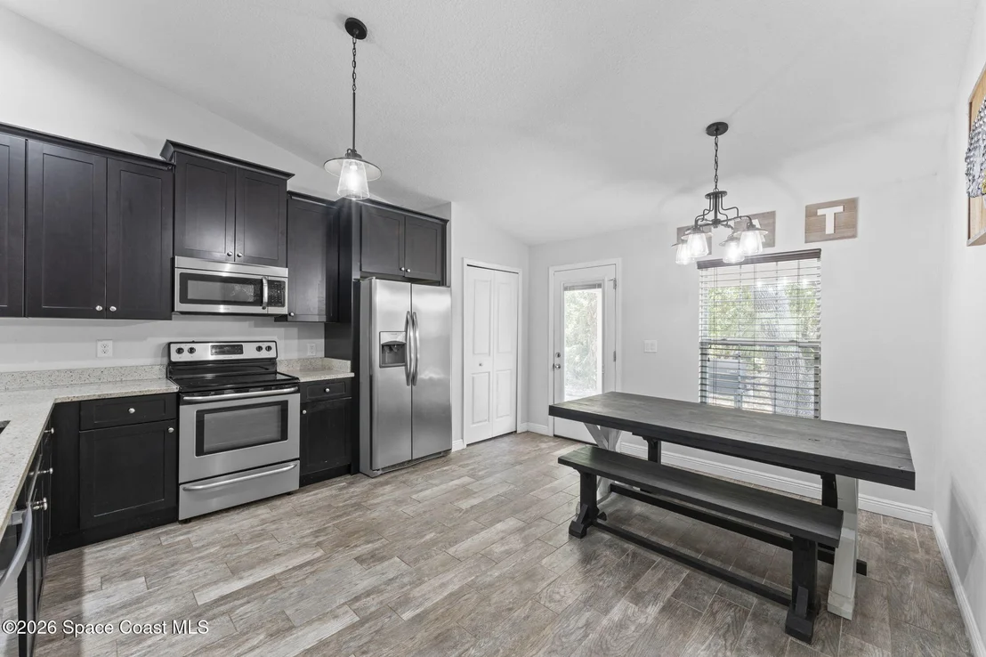 Photo of 6435 Wien Lane