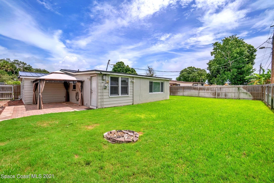 Photo of 2643 Lorna Drive