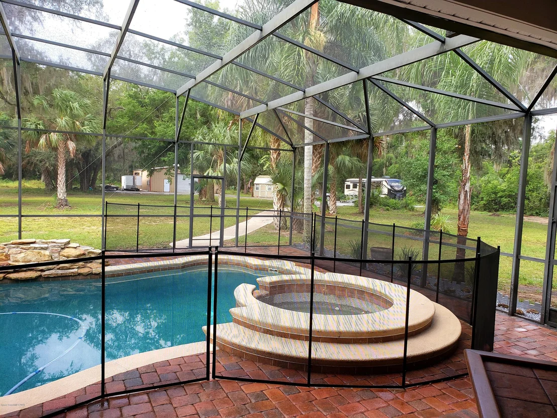 Photo of 555 Hale Road