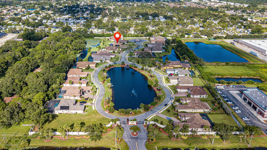 Photo of 824 Lorenza Place