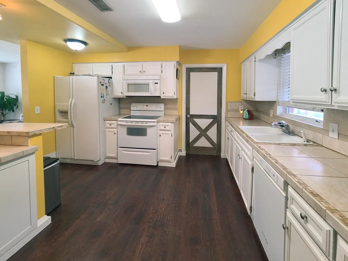 Photo of 4945 Cocoanut Drive