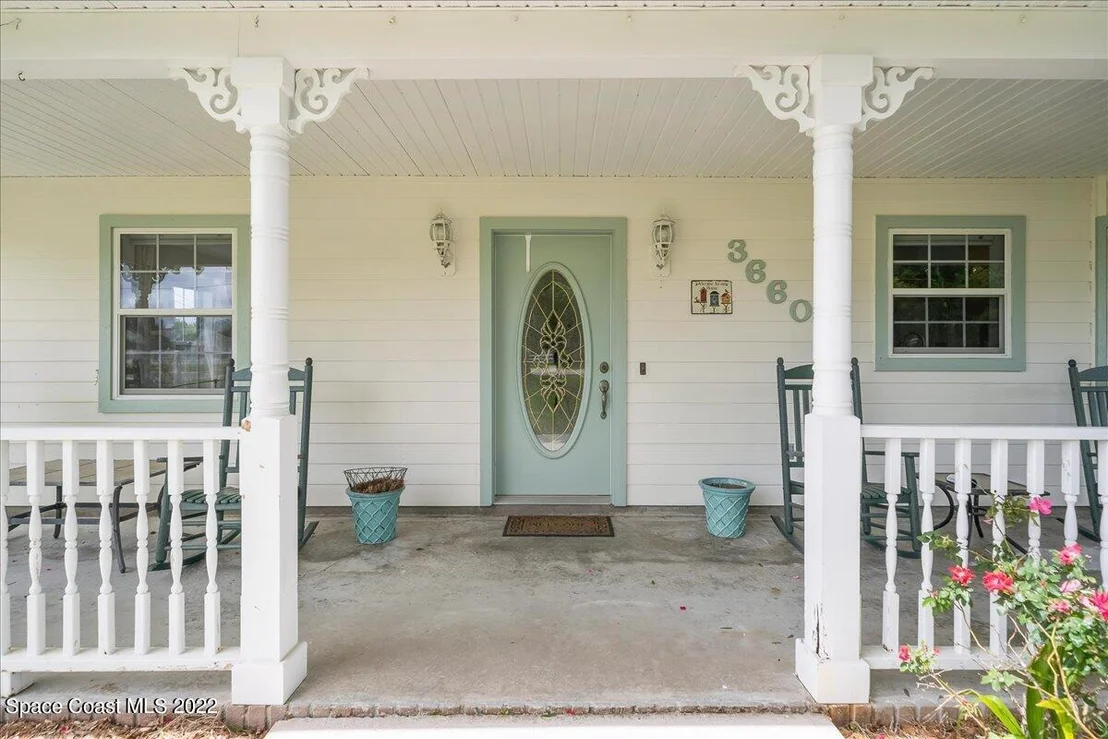 Photo of 3660 Burkholm Road