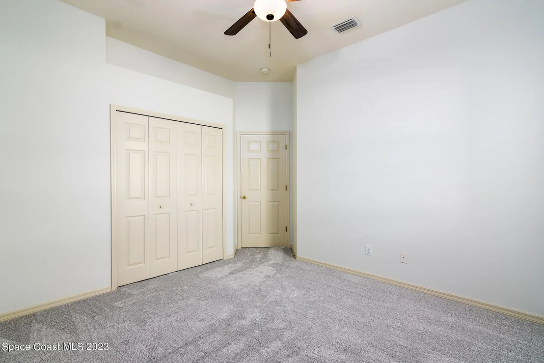Photo of 6147 Arlington Circle