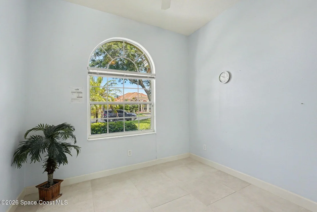 Photo of 333 Flanders Drive