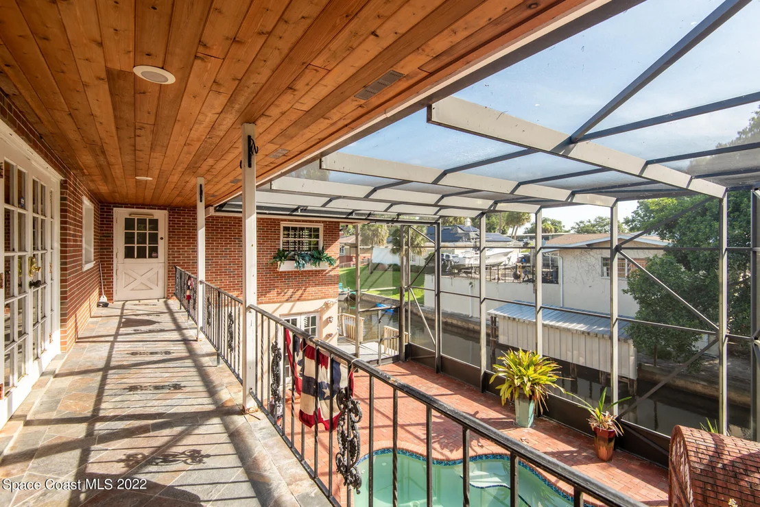 Photo of 935 Whitmire Drive