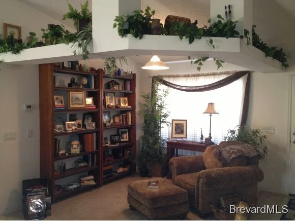 Photo of 735 NE Crestline